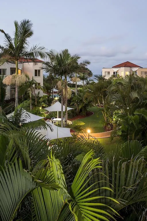 Golden Riviera Absolute Beachfront Resort Gold Coast