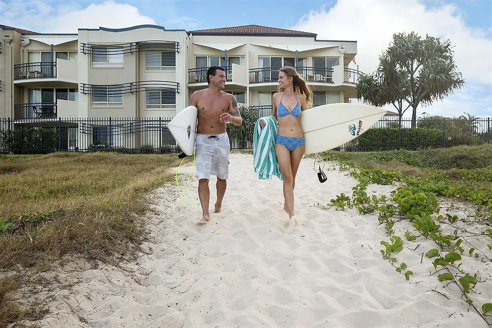 Golden Riviera Absolute Beachfront Resort Gold Coast Australia