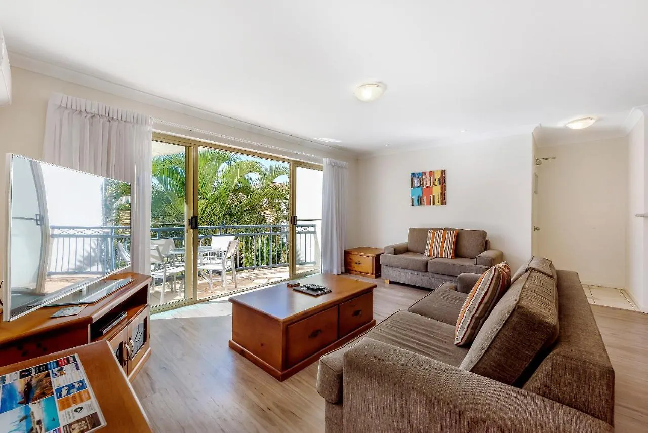 Golden Riviera Absolute Beachfront Resort Gold Coast 4*,  Australie